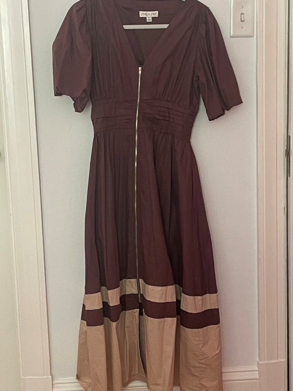 Zip Front Colorblock Midi Dress